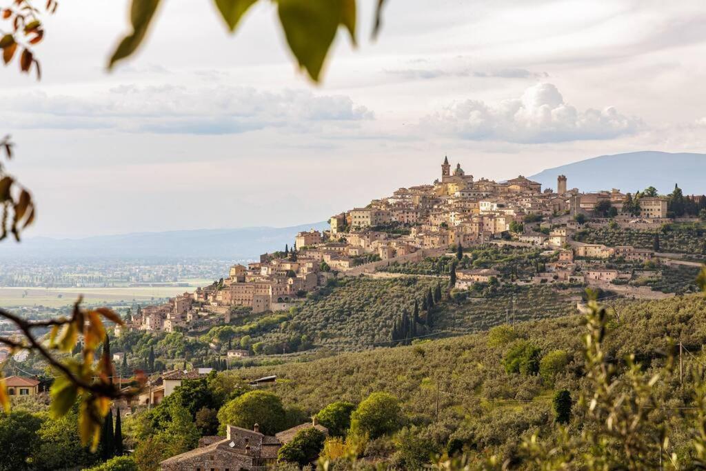 Appartamento Venturini Trevi Kültér fotó