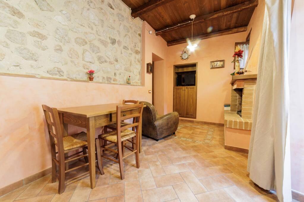 Appartamento Venturini Trevi Kültér fotó